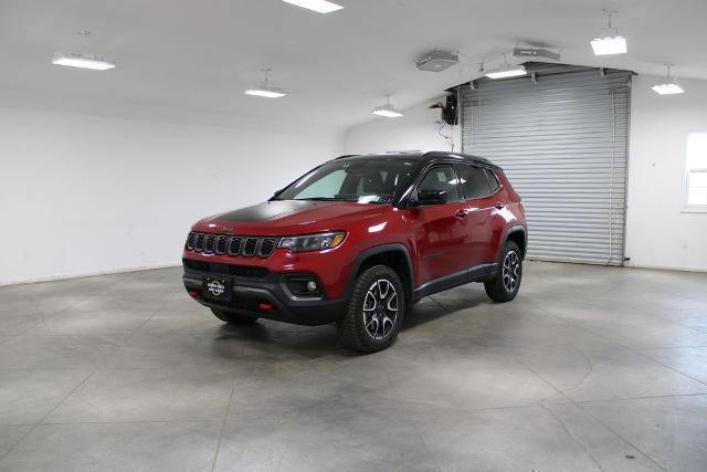 2025 Jeep Compass Trailhawk 4x4