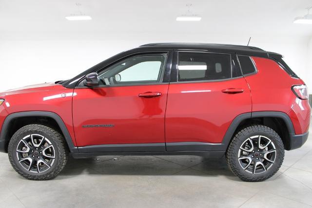 2025 Jeep Compass Trailhawk 4x4