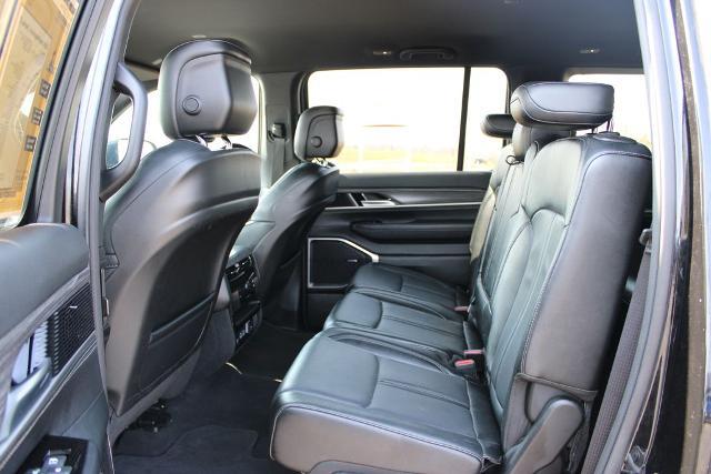 2024 Jeep Wagoneer Series II 4x4