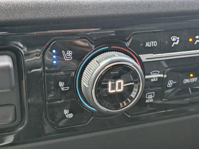 2023 Chevrolet Silverado 1500 4WD Crew Cab Short Bed High Country