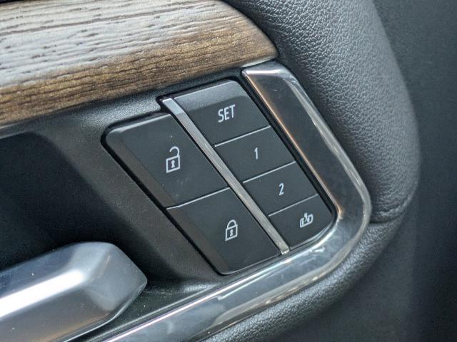 2023 Chevrolet Silverado 1500 4WD Crew Cab Short Bed High Country