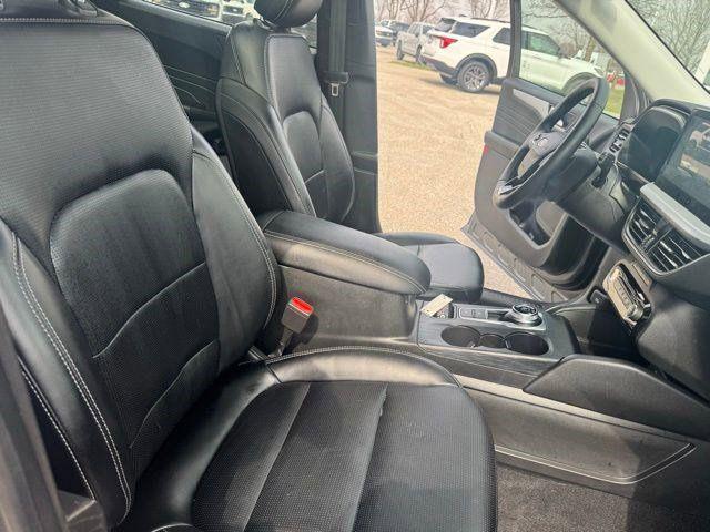 2024 Ford Escape Platinum