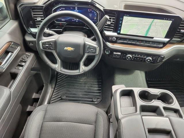 2025 Chevrolet Silverado 2500HD 4WD Crew Cab Long Bed LT