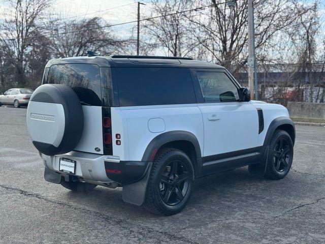 2023 Land Rover Defender 90 SE