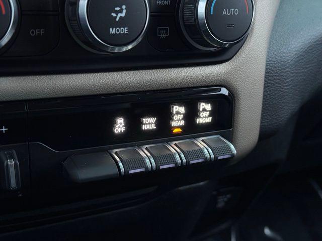 2022 Ram 1500 Laramie Crew Cab 4x4 5'7" Box
