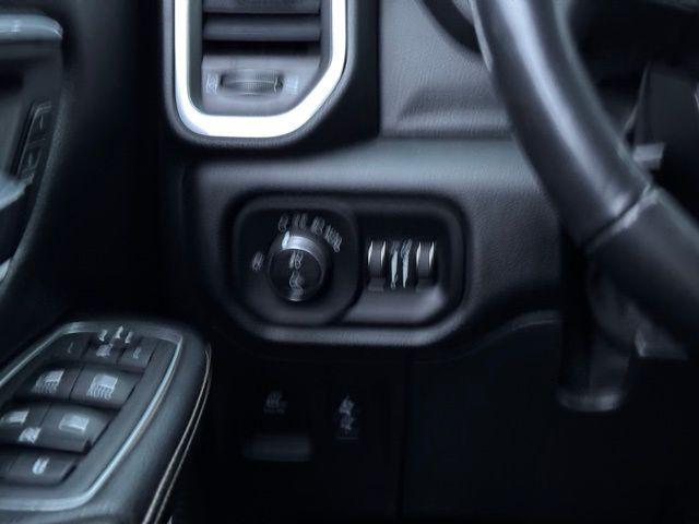 2022 Ram 1500 Laramie Crew Cab 4x4 5'7" Box