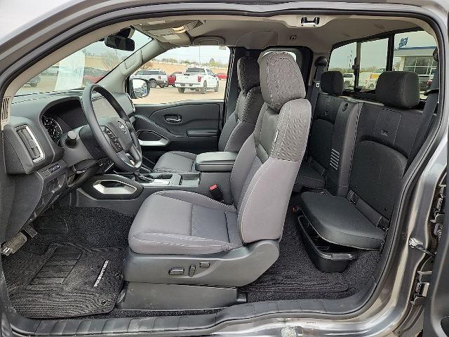 2025 Nissan Frontier King Cab SV 4x2