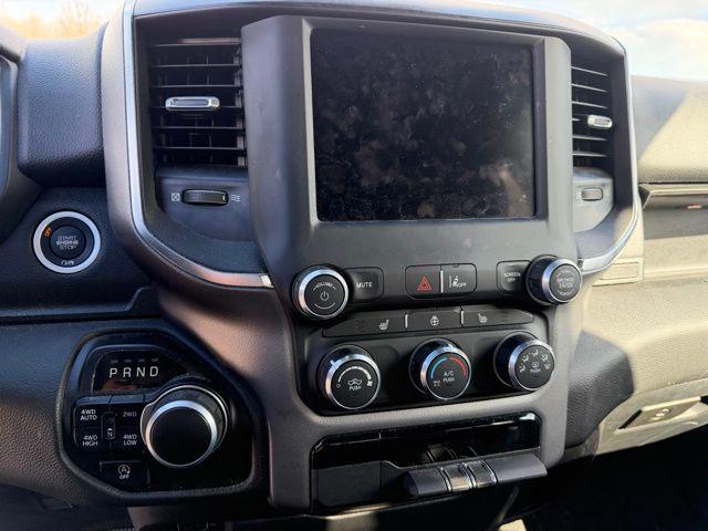 2024 Ram 1500 Lone Star Crew Cab 4x4 5'7" Box