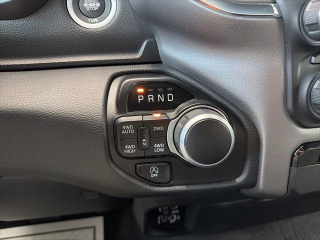 2024 Ram 1500 Lone Star Crew Cab 4x4 5'7" Box
