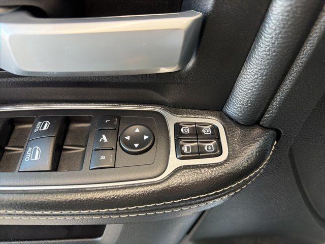 2024 Ram 3500 Big Horn Crew Cab 4x4 8' Box