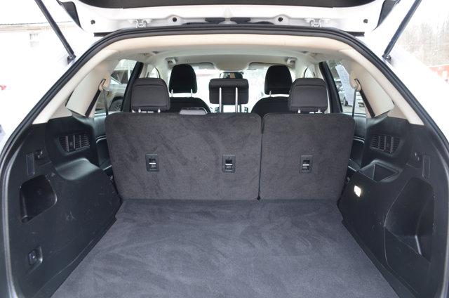 2022 Ford Edge SE