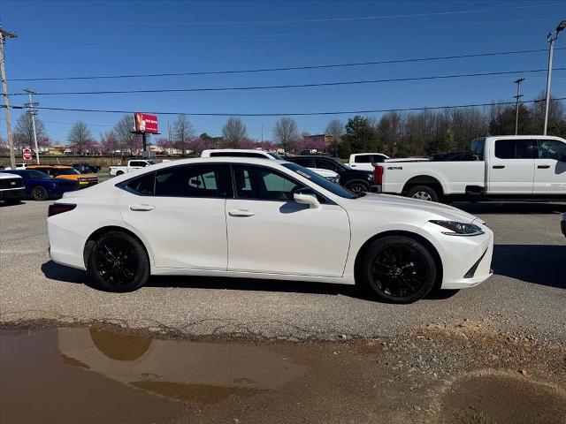 2021 Lexus ES 250 Base