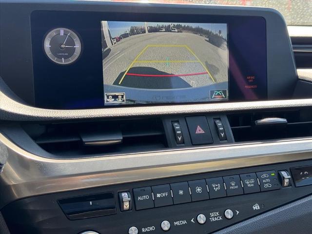 2021 Lexus ES 250 Base
