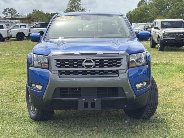 2025 Nissan Frontier Crew Cab SV 4x2