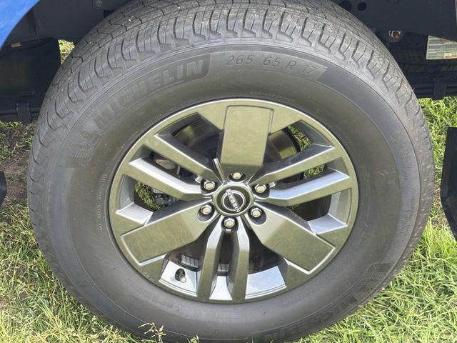 2025 Nissan Frontier Crew Cab SV 4x2