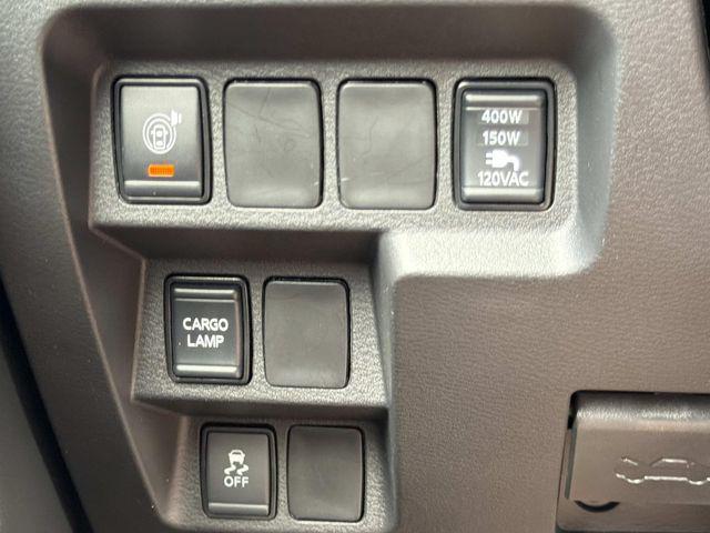 2025 Nissan Frontier Crew Cab SV 4x2