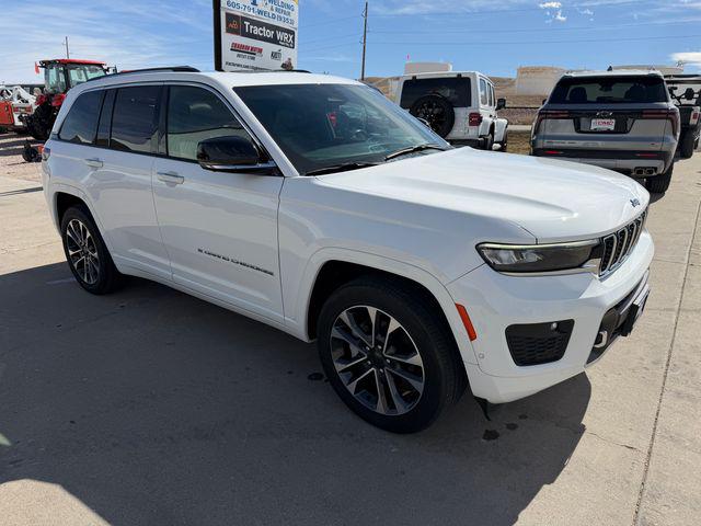 2023 Jeep Grand Cherokee Overland 4x4
