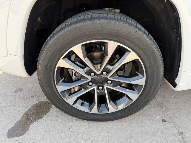 2023 Jeep Grand Cherokee Overland 4x4