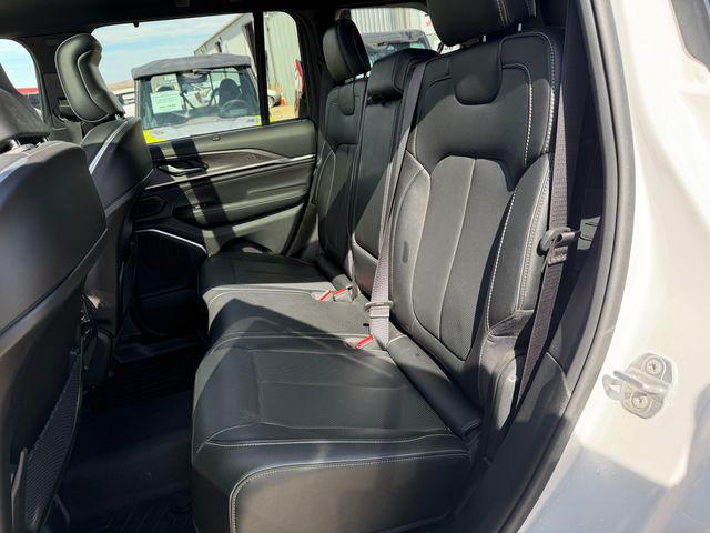2023 Jeep Grand Cherokee Overland 4x4