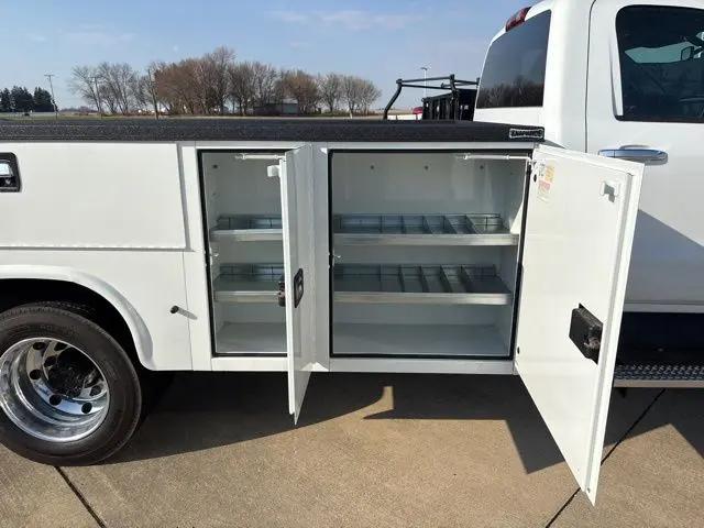 2024 Chevrolet Silverado 6500HD 1LT
