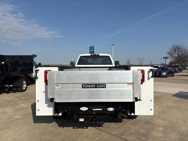 2024 Chevrolet Silverado 6500HD 1LT