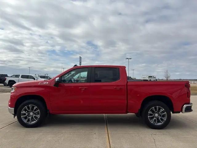 2026 Chevrolet Silverado 1500 4WD Crew Cab Standard Bed LT