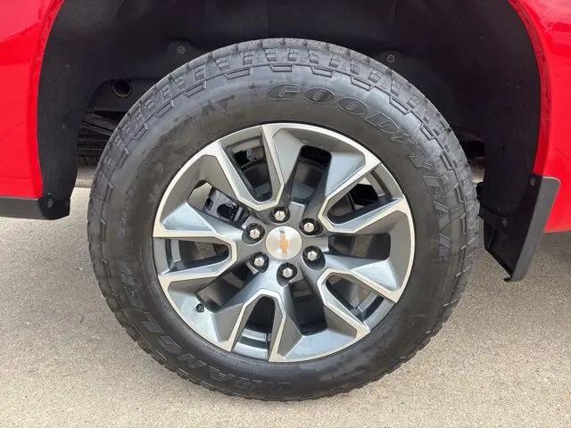2026 Chevrolet Silverado 1500 4WD Crew Cab Standard Bed LT