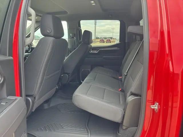 2026 Chevrolet Silverado 1500 4WD Crew Cab Standard Bed LT