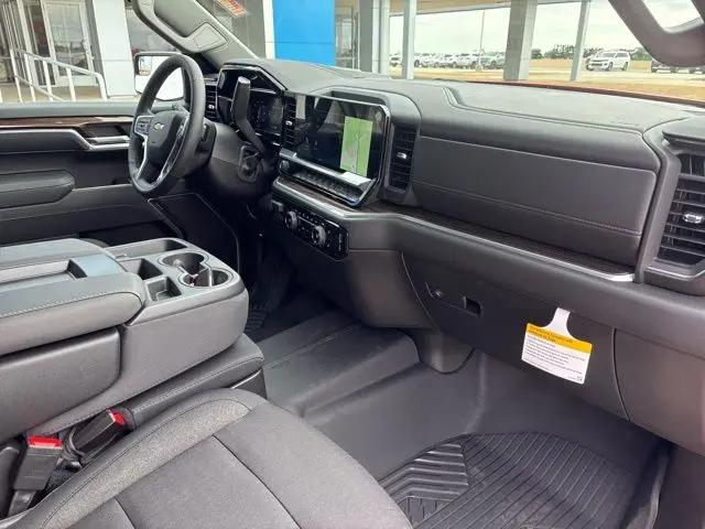 2026 Chevrolet Silverado 1500 4WD Crew Cab Standard Bed LT