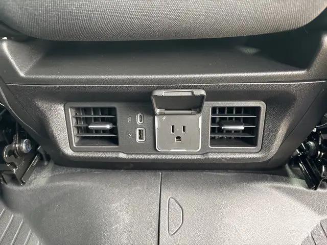 2026 Chevrolet Silverado 1500 4WD Crew Cab Standard Bed LT