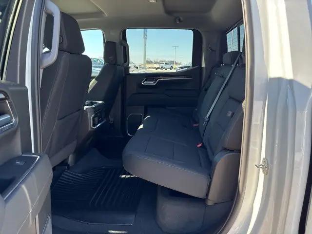 2022 GMC Sierra 1500 4WD Crew Cab Short Box Elevation