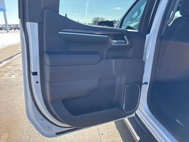 2022 GMC Sierra 1500 4WD Crew Cab Short Box Elevation