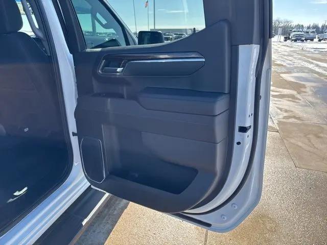 2022 GMC Sierra 1500 4WD Crew Cab Short Box Elevation
