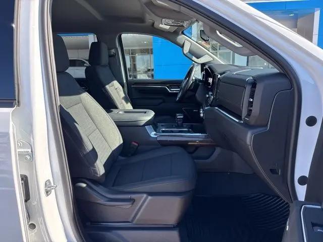 2022 GMC Sierra 1500 4WD Crew Cab Short Box Elevation