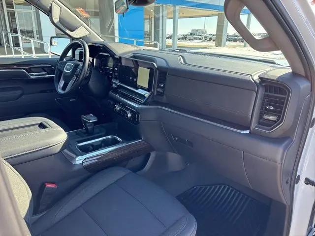 2022 GMC Sierra 1500 4WD Crew Cab Short Box Elevation