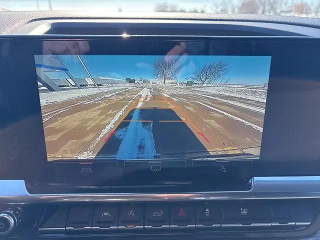 2022 GMC Sierra 1500 4WD Crew Cab Short Box Elevation