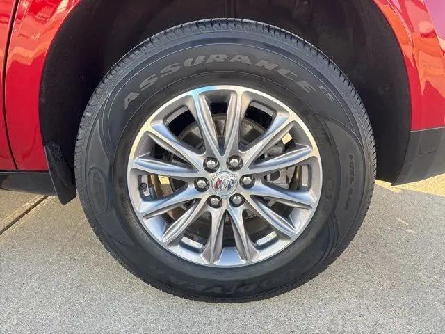 2023 Buick Enclave Essence AWD