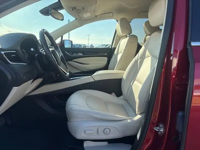 2023 Buick Enclave Essence AWD