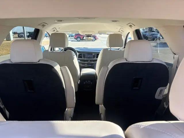2023 Buick Enclave Essence AWD