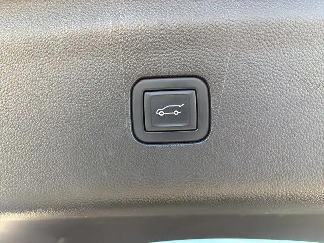 2023 Buick Enclave Essence AWD