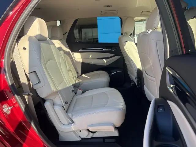 2023 Buick Enclave Essence AWD