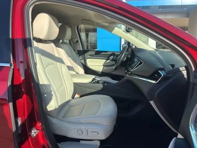 2023 Buick Enclave Essence AWD