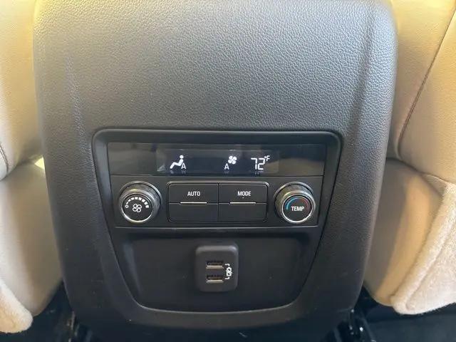2023 Buick Enclave Essence AWD