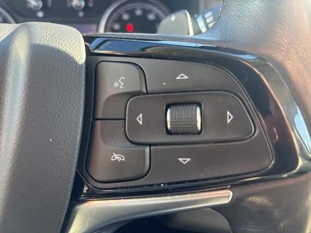 2023 Buick Enclave Essence AWD