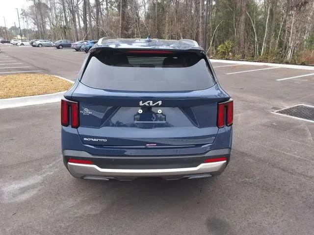 2025 Kia Sorento S