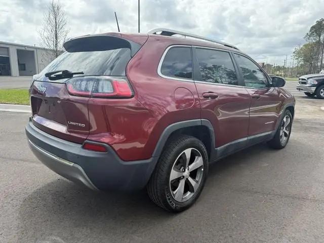 2019 Jeep Cherokee Limited FWD