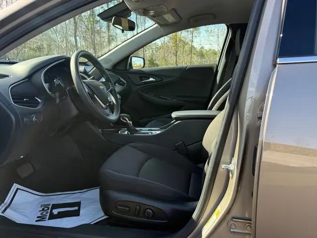 2025 Chevrolet Malibu FWD 1LT