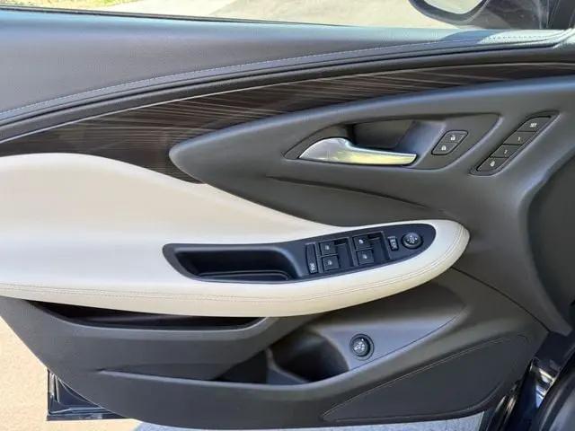 2020 Buick Envision FWD Essence
