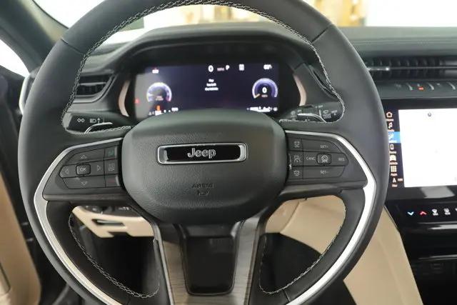 2026 Jeep Grand Cherokee Limited 4x2
