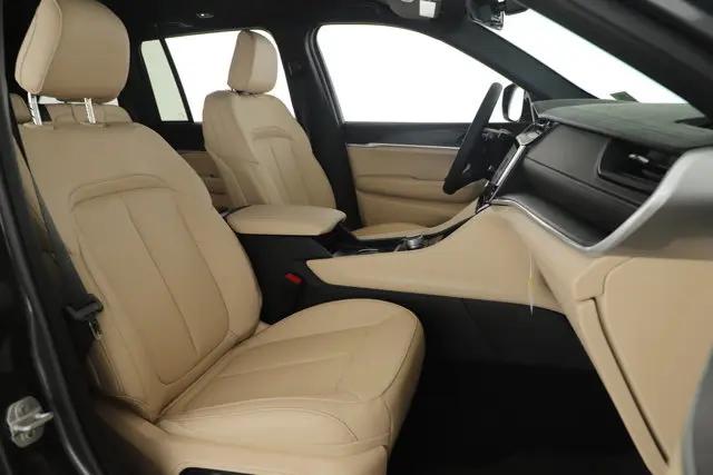 2026 Jeep Grand Cherokee Limited 4x2